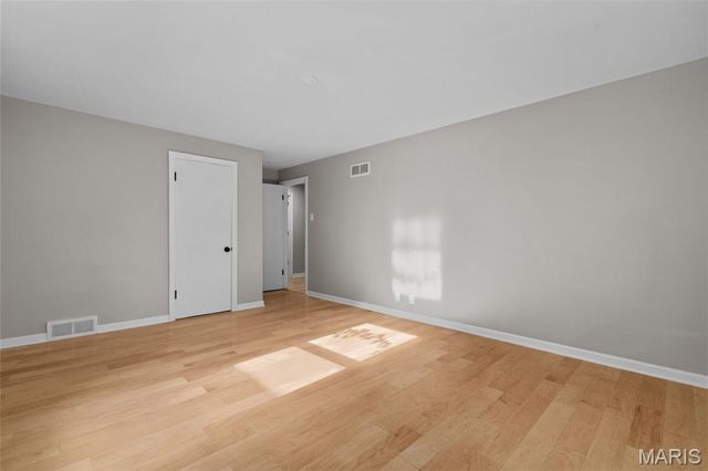 7315 Ahern Avenue, University City, MO 63130