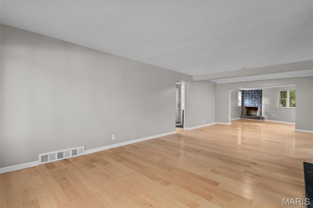 7315 Ahern Avenue, University City, MO 63130