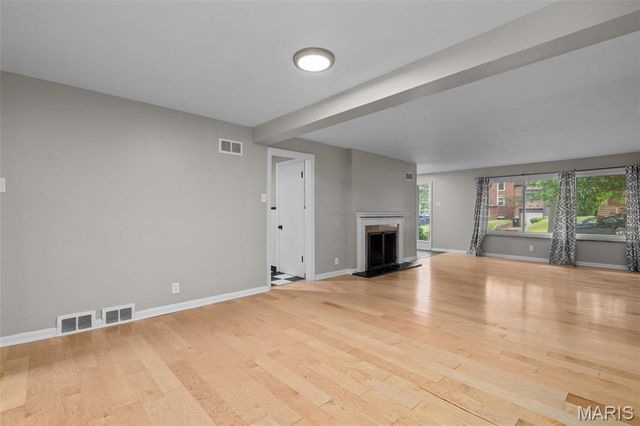 7315 Ahern Avenue, University City, MO 63130