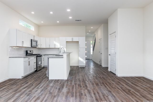 1618 Dakota St Unit 102, San Antonio, TX 78203