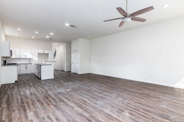 1618 Dakota St Unit 102, San Antonio, TX 78203