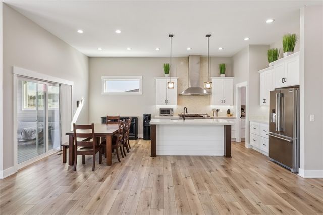 10169 Rhaenys Road, West Des Moines, IA 50266