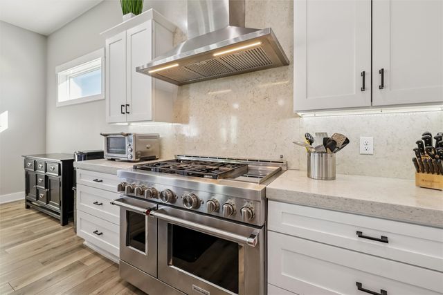 10169 Rhaenys Road, West Des Moines, IA 50266