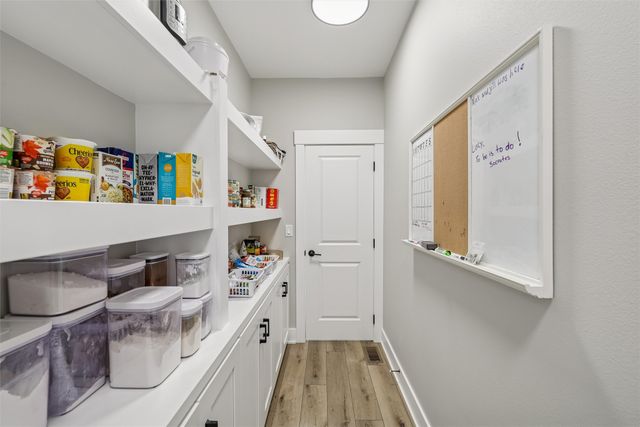 10169 Rhaenys Road, West Des Moines, IA 50266