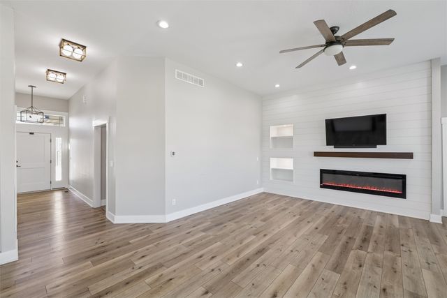 10169 Rhaenys Road, West Des Moines, IA 50266