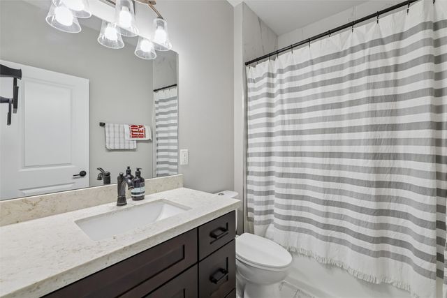 10169 Rhaenys Road, West Des Moines, IA 50266