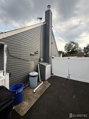 215 Johnson Avenue, Piscataway, NJ 08854