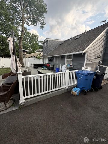 215 Johnson Avenue, Piscataway, NJ 08854