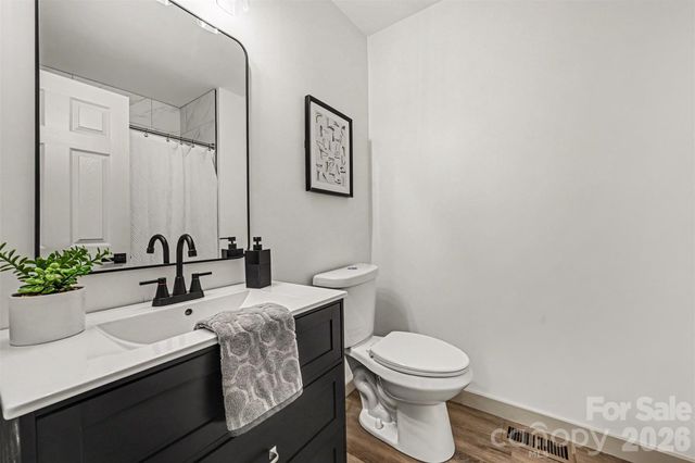 104 E Hartford Avenue, Bessemer City, NC 28016