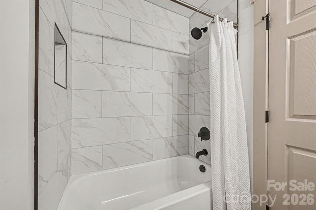 104 E Hartford Avenue, Bessemer City, NC 28016