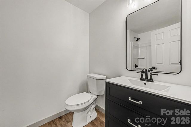 104 E Hartford Avenue, Bessemer City, NC 28016