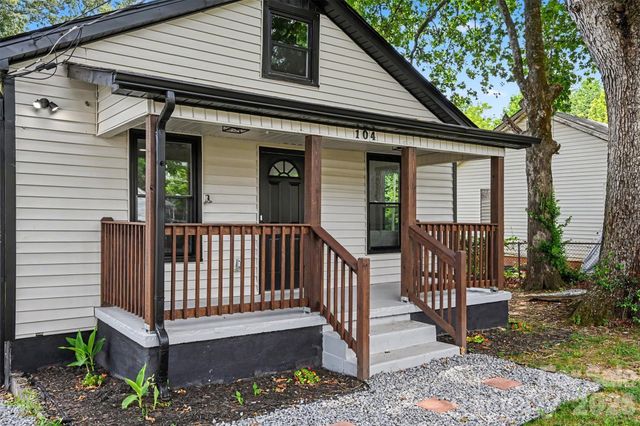 104 E Hartford Avenue, Bessemer City, NC 28016