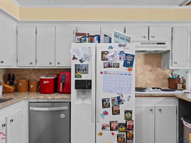 305 Dolores Dr., Marshall, TX 75672