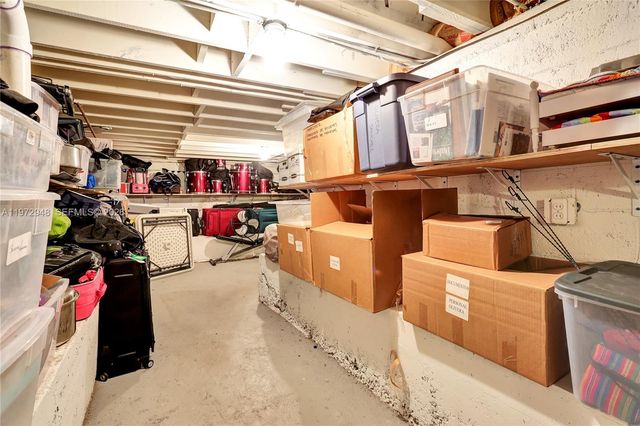 84 Bay Heights Dr, Miami, FL 33133