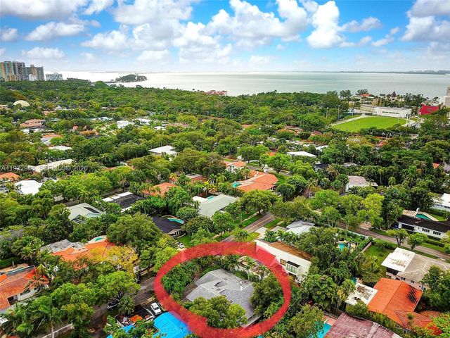 84 Bay Heights Dr, Miami, FL 33133