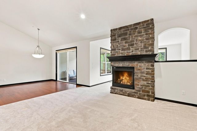 8652 Lake Riley Drive, Chanhassen, MN 55317
