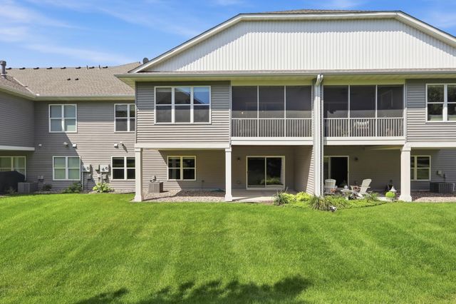 8652 Lake Riley Drive, Chanhassen, MN 55317
