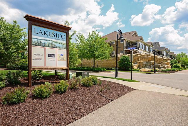 8652 Lake Riley Drive, Chanhassen, MN 55317
