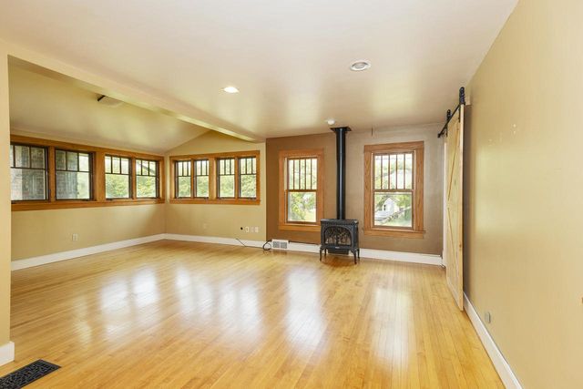 916 Whitewater AVENUE, Fort Atkinson, WI 53538