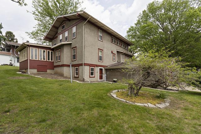 916 Whitewater AVENUE, Fort Atkinson, WI 53538