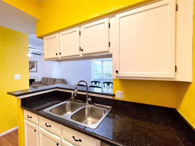 7575 Cambridge Street 502, Houston, TX 77054