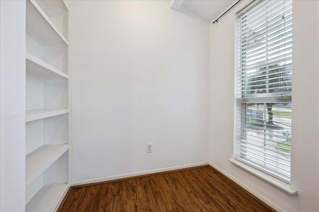 7575 Cambridge Street 502, Houston, TX 77054