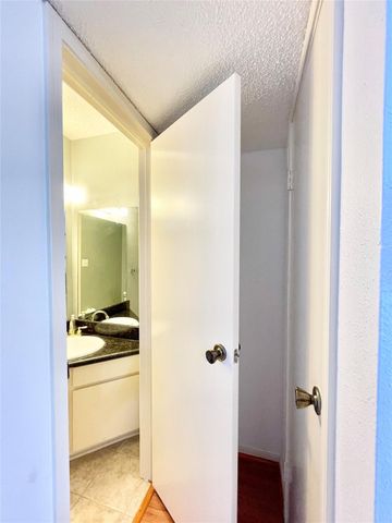 7575 Cambridge Street 502, Houston, TX 77054