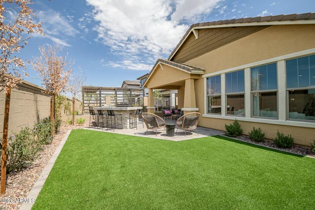 43446 N HINOKI Street, San Tan Valley, AZ 85140