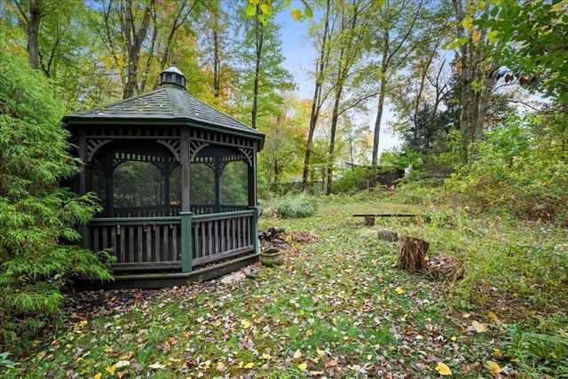200 East St, South Hadley, MA 01075