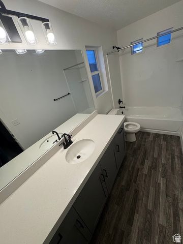 4882 E LAKE CORNER DR, Eagle Mountain, UT 84005