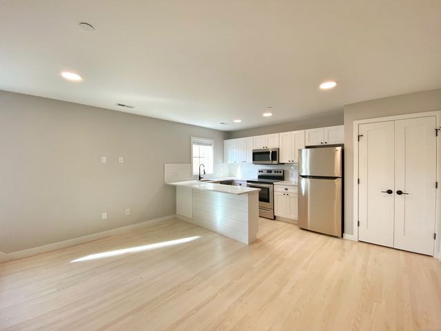 7 Wall Street 1, Norwalk, CT 06850