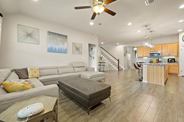 202 Simmental LOOP, Hutto, TX 78634