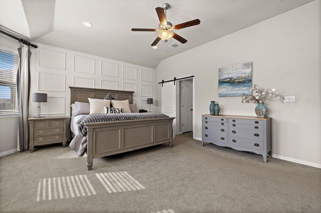 202 Simmental LOOP, Hutto, TX 78634