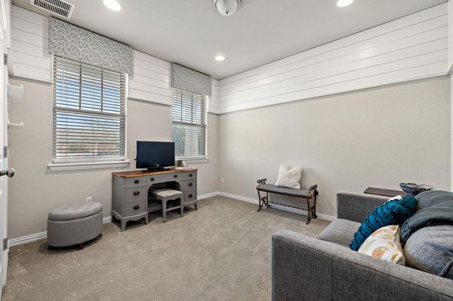 202 Simmental LOOP, Hutto, TX 78634