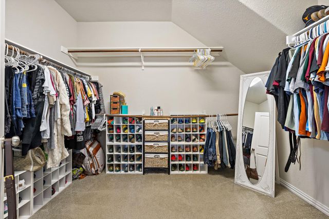 202 Simmental LOOP, Hutto, TX 78634