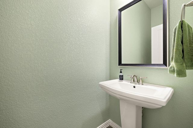 202 Simmental LOOP, Hutto, TX 78634