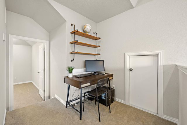 202 Simmental LOOP, Hutto, TX 78634