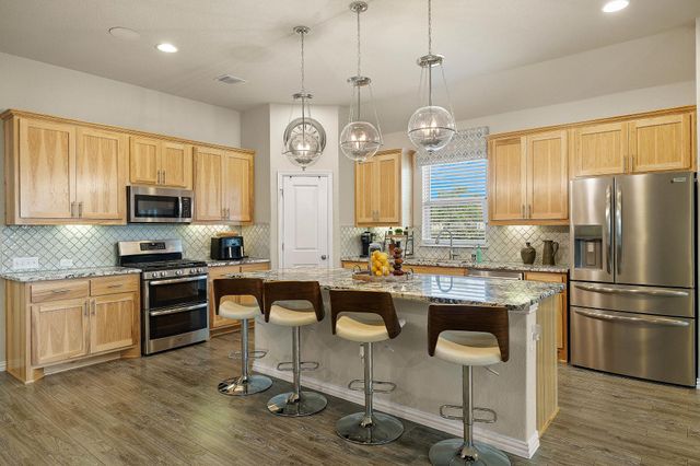 202 Simmental LOOP, Hutto, TX 78634