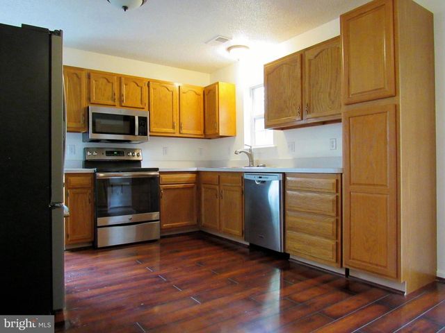 93 MIDNOON DR, Martinsburg, WV 25404