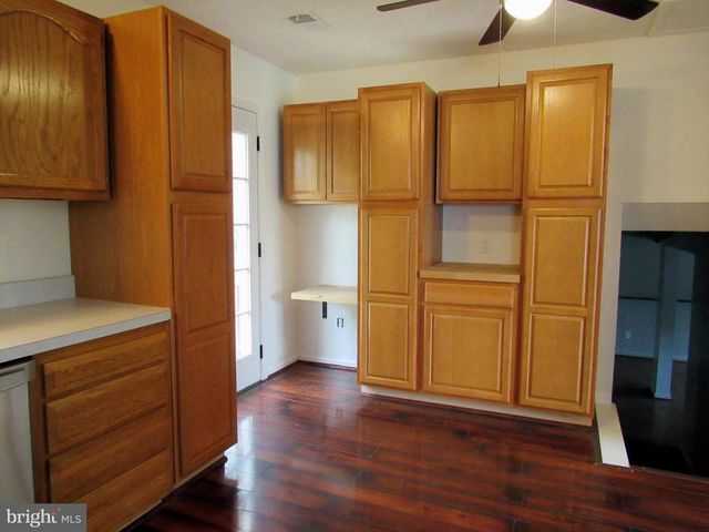 93 MIDNOON DR, Martinsburg, WV 25404