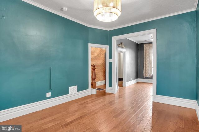 542 RACE ST, Harrisburg, PA 17104