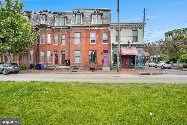 542 RACE ST, Harrisburg, PA 17104