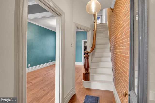 542 RACE ST, Harrisburg, PA 17104