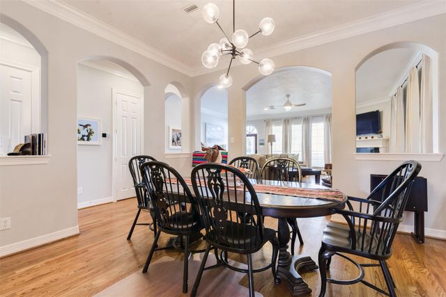 1504 W 23rd Street B, Houston, TX 77008