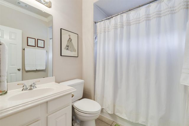 1504 W 23rd Street B, Houston, TX 77008