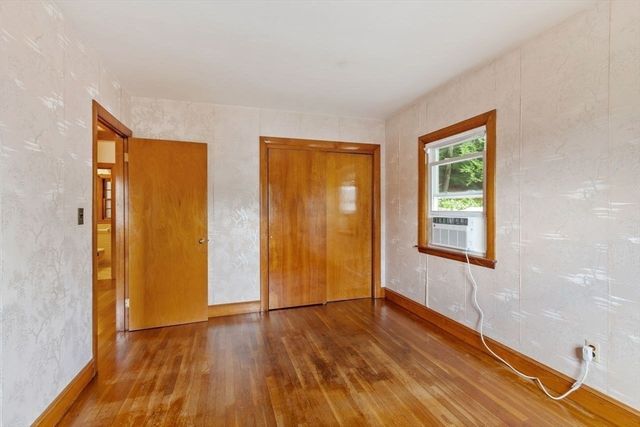 20 Greenwood Road, Peabody, MA 01960