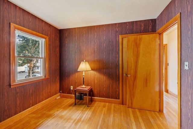 20 Greenwood Road, Peabody, MA 01960