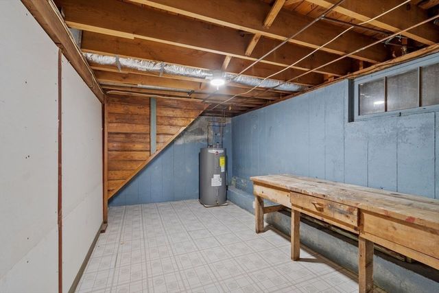20 Greenwood Road, Peabody, MA 01960