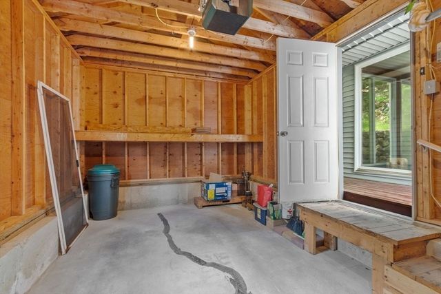 20 Greenwood Road, Peabody, MA 01960