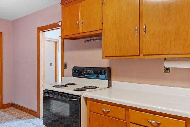20 Greenwood Road, Peabody, MA 01960